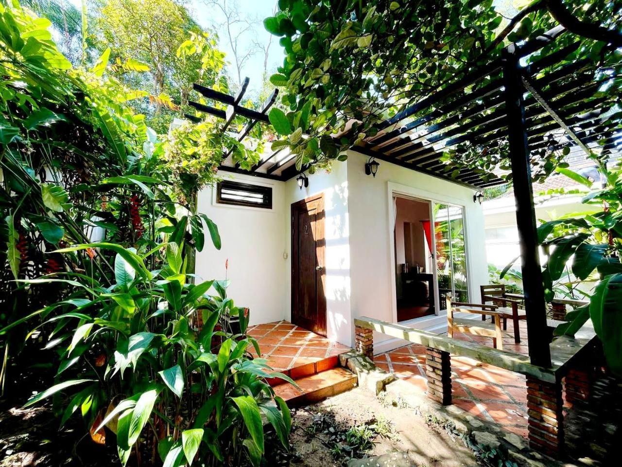Sabbay Kep Hotel Buitenkant foto