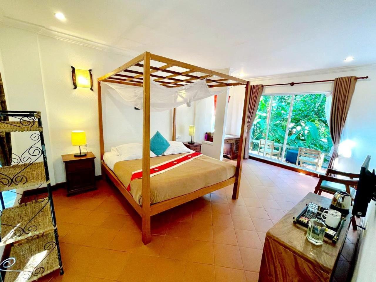 Sabbay Kep Hotel Buitenkant foto