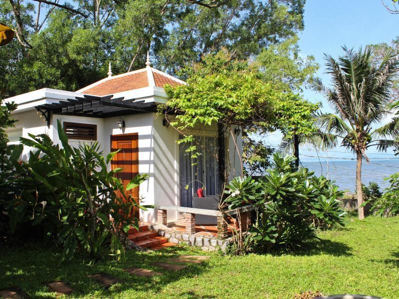 Sabbay Kep Hotel Buitenkant foto